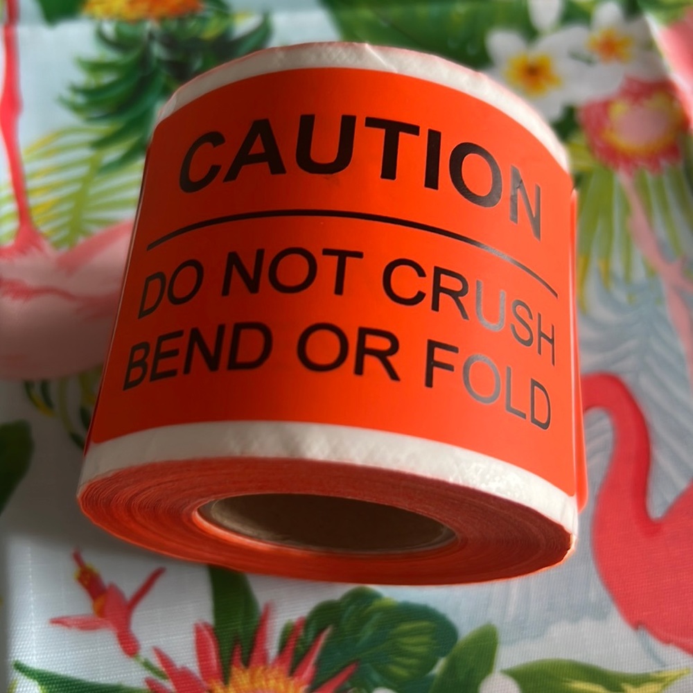 500 pcs Caution Do Not Crush or Bend Stickers 2"x3" Inches
